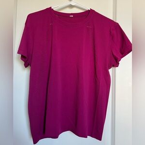Lululemon Train to Be t-shirt (Size 10)